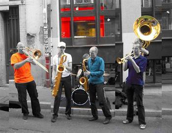 Le groupe Slurp Brass Band